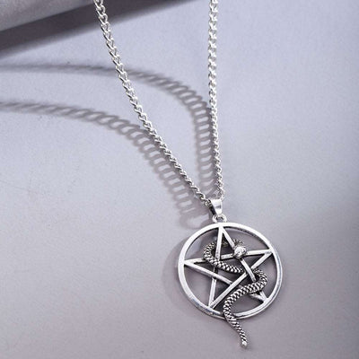 Gothic Snake Star Carve Necklace